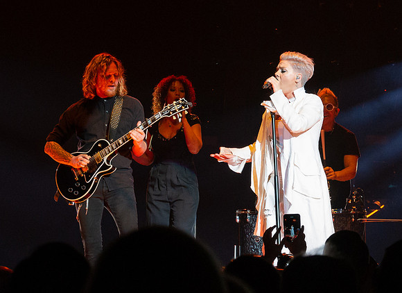 Pink Concert_3-12-2019_295838