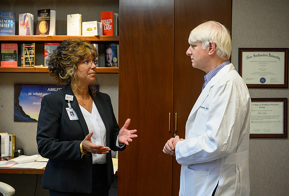 Dr Barry Zisholtz_20240507_408629