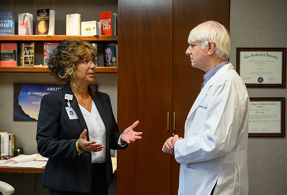 Dr Barry Zisholtz_20240507_408628