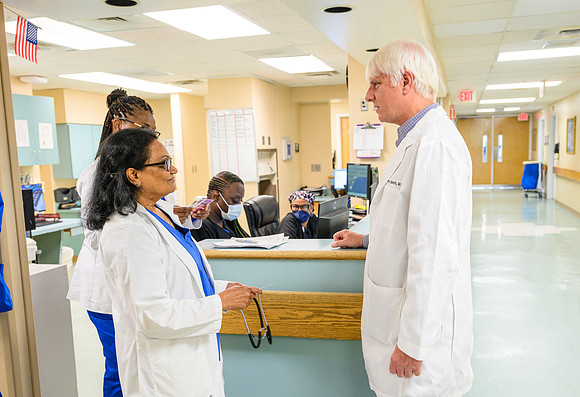 Dr Barry Zisholtz_20240507_408637